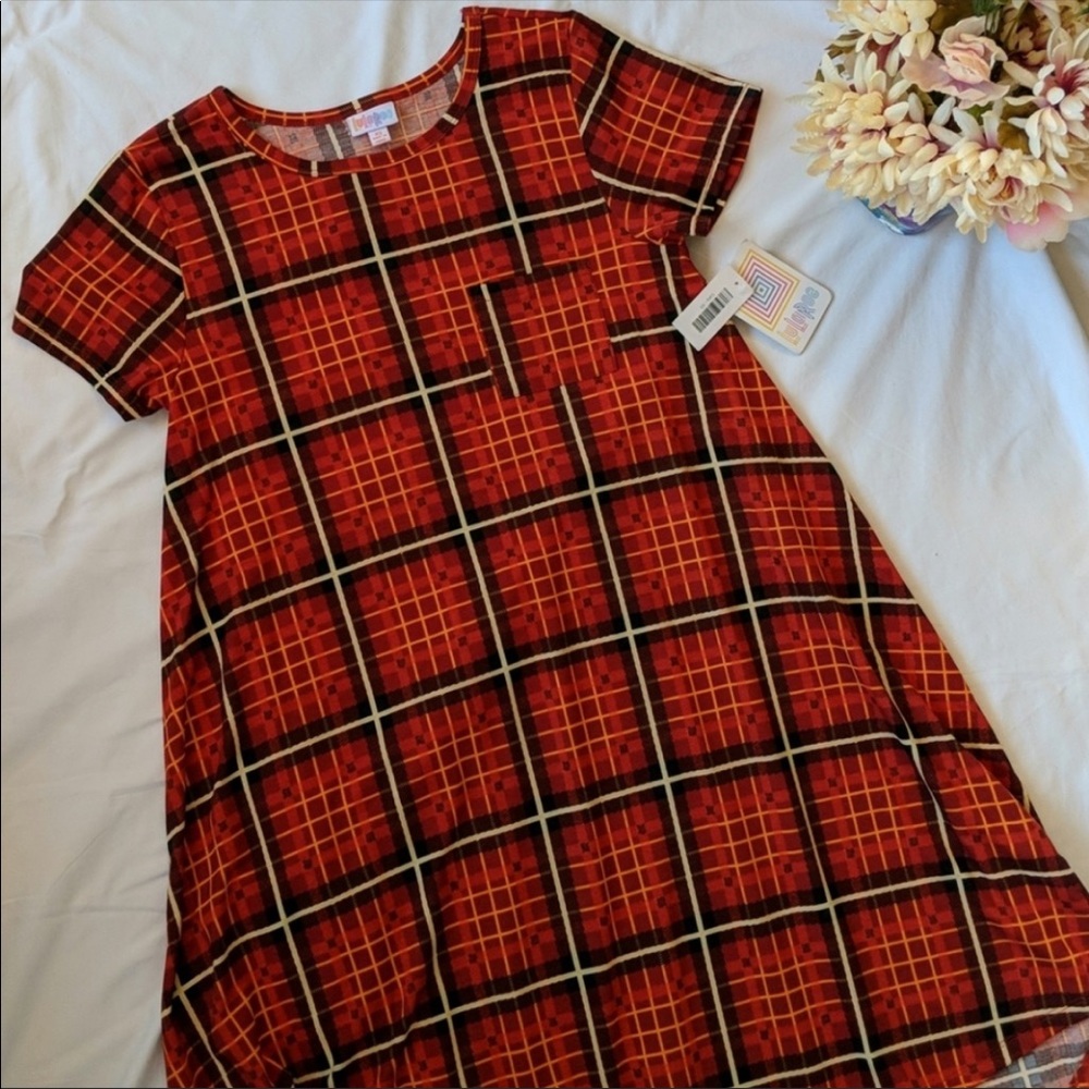 Gorgeous LulaRoe Red Plaid Holiday Carly, Sz XS NWOT